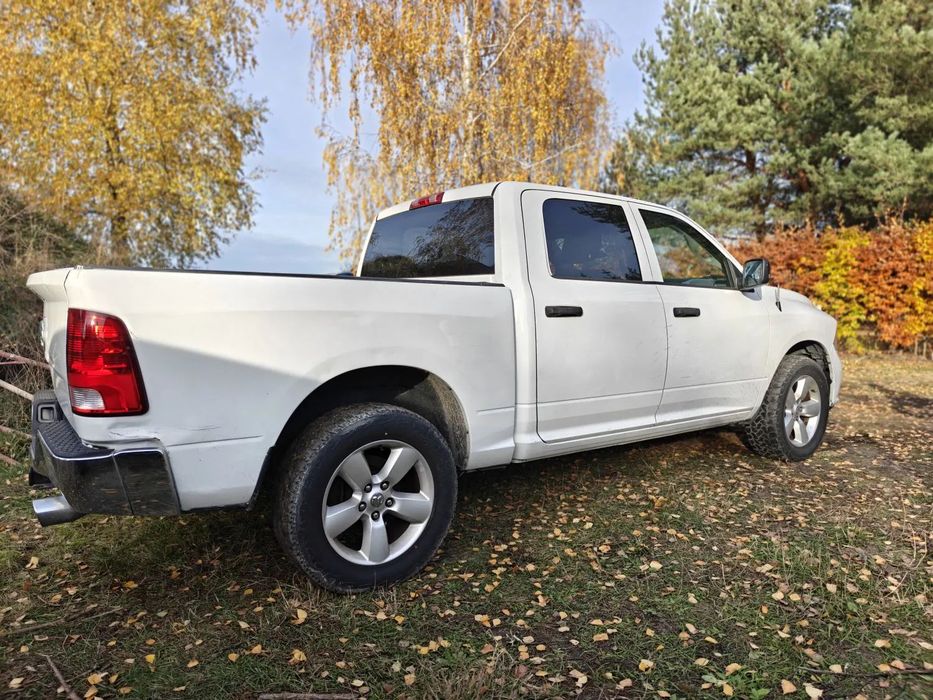 Dodge RAM 2014r. Dodge RAM 1500 St 5.7 V8 4X4 Hemi NA MIEJSCU SPRAWNY CAŁY HAK