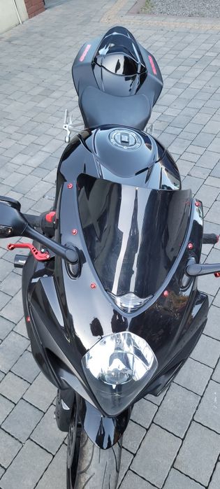 Suzuki GSX R  1000 K7