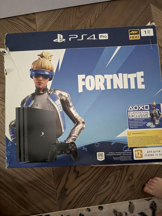 Playstation 4  PS4 на 1 тв