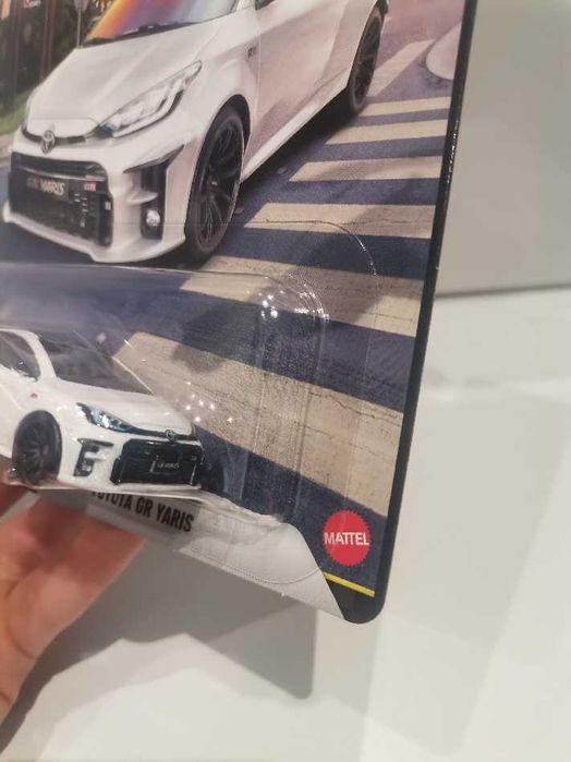 Sprzedam hot wheels premium toyota gr yaris