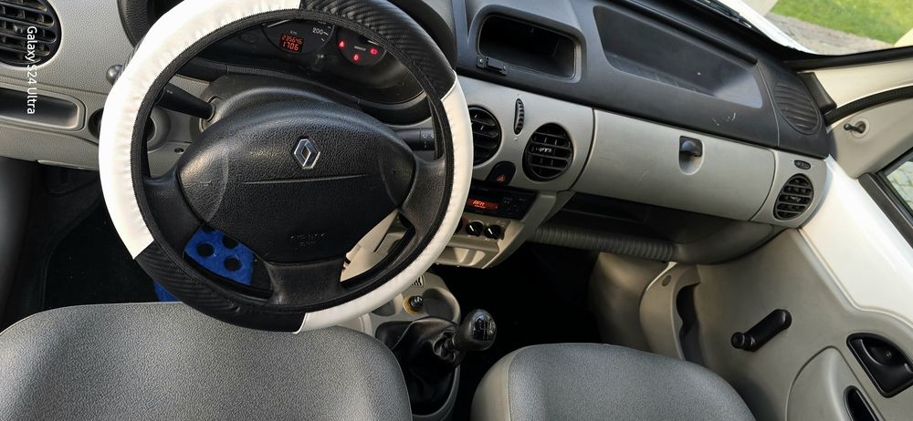 Renault Kangoo 

RENAULT

KANG