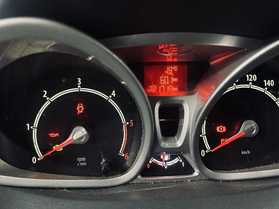 Ford Fiesta - MK6 (Versão Turbo)