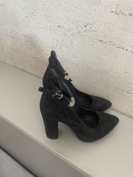 Туфлі для справжньоі леді