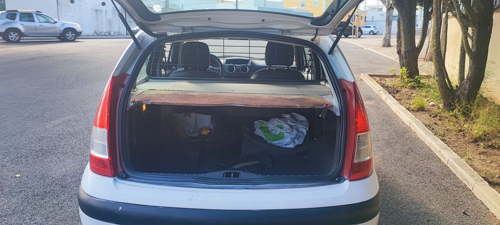 Citroen c3 1.4 hdi-troco por triumph tiger 885i -955