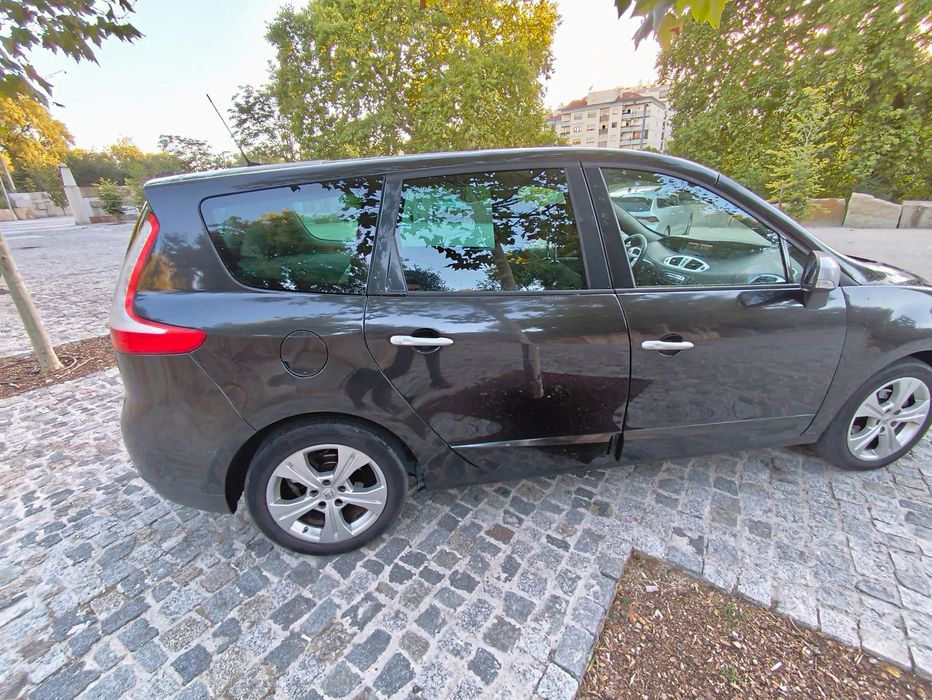 Renault Grand Scénic 1.5 dCi Dynamique S 7L