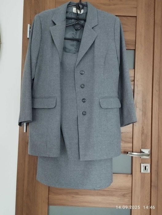 Komplet damski, garsonka damska, żakiet i spódnica, garnitur damski