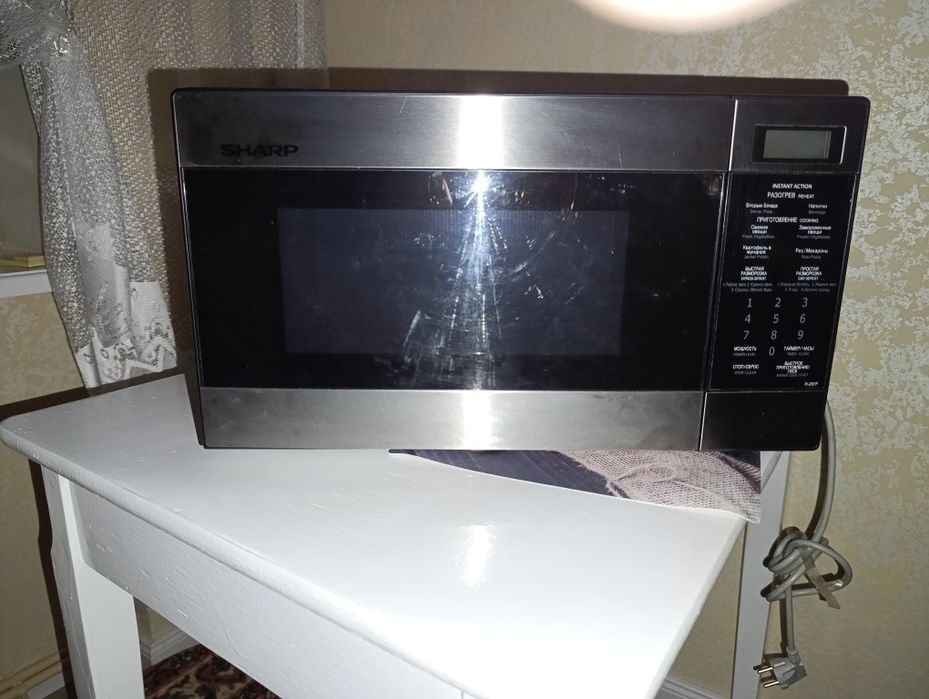 Мікрохвильова піч