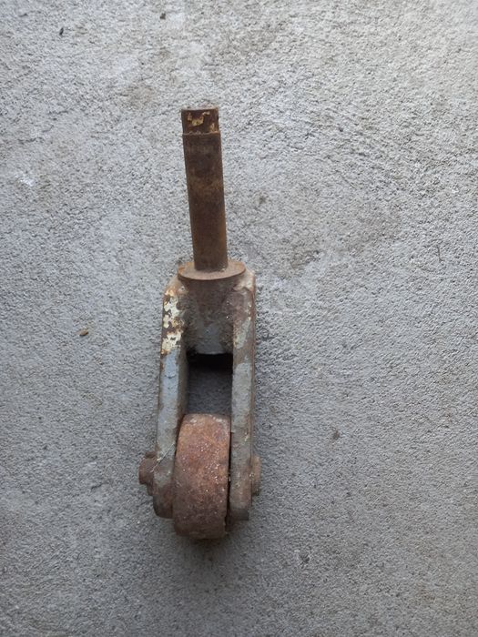 Metalowe  kółko  podporowe