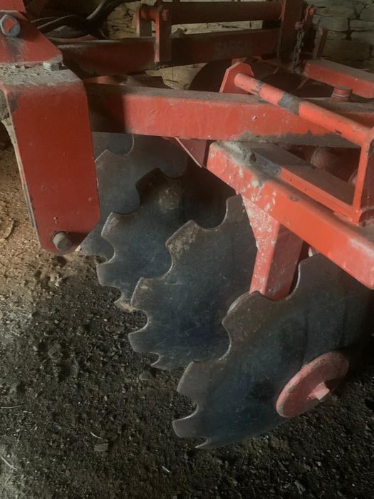 Grade de discos 16/22 com abertura hidráulica