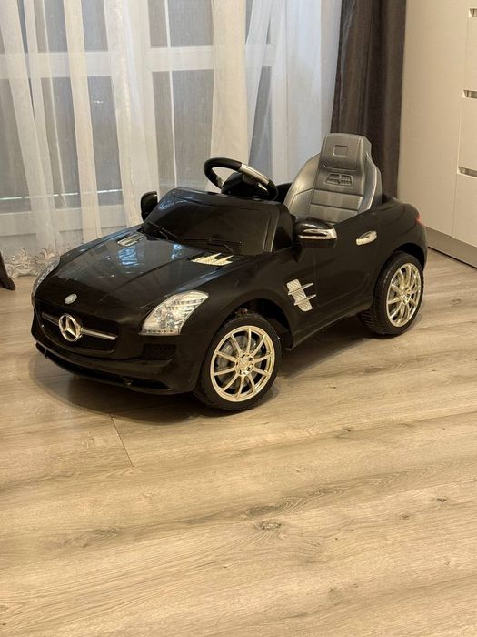 Дитяча електро машина, дитячий електромобіль Mercedes-Benz CLS