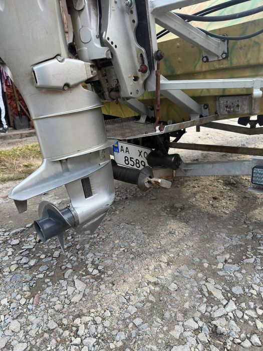 Моторний човен Неман 2