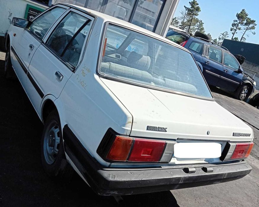 Nissan Sunny 1986 para peças