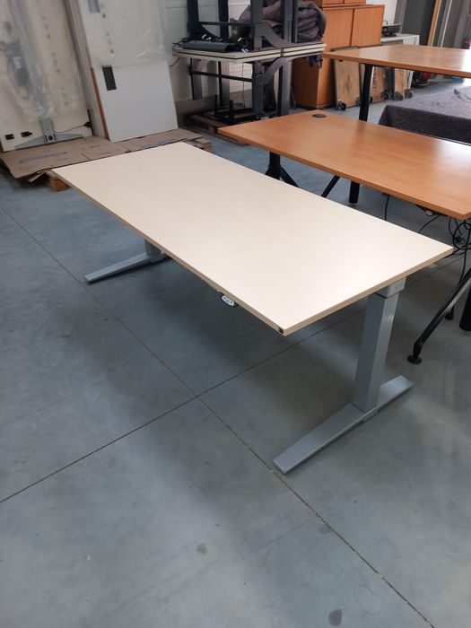 Biurko elektrycznie regulowane z regulacją wysokości transport wysyłka