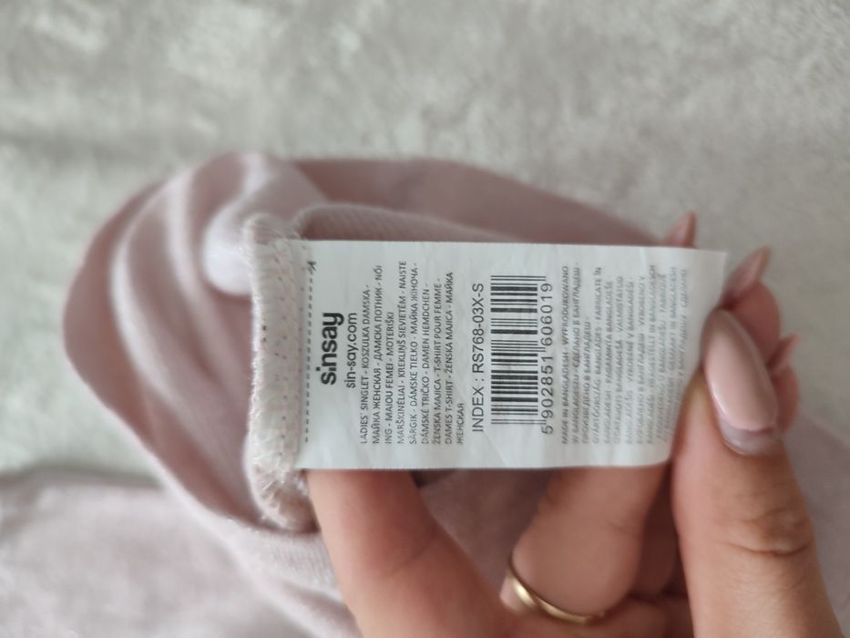 Liliowa bluzka damska na ramiączkach Sinsay S 36