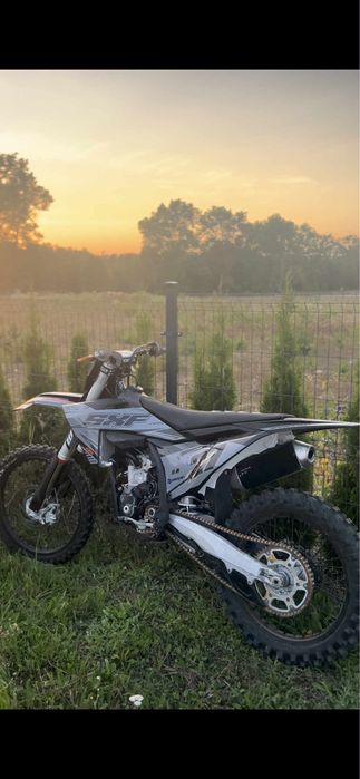 CROSS KTM 250  Rok 2023