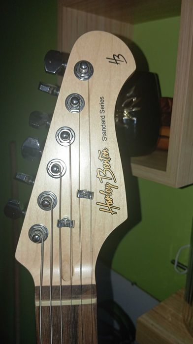 Gitara elektryczna Harley Benton ST-20 BK Stratocaster+ kabel gitarowy i stroik/tuner