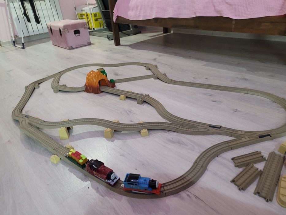 Потяг Томас та його друзі ,іграшка залізниця Lego