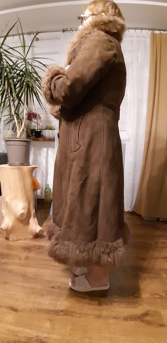 Kożuch damski długi rozmiar 38-40