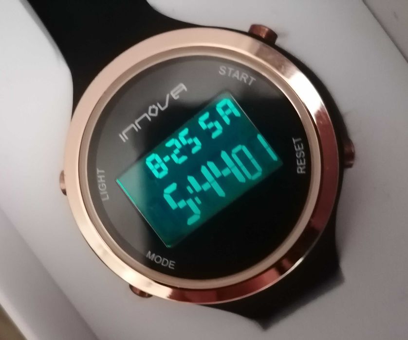 Relógio INNOVA (Novo na caixa)