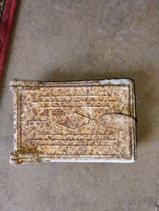 Продам чавуні двері ..