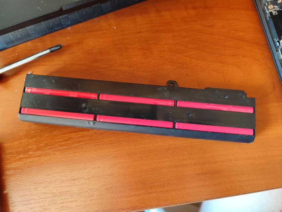 Ноутбук MSI i7-7700hq | gtx 1050 | 16Gb ddr4 | Дохлий процесор