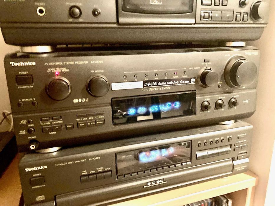 Technics; Deck RS-AZ6, Amplituner SA-AX720, Compact Disc SL-PD688.