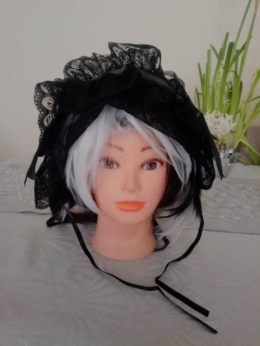 Bonnet w stylu wiktoriańskim gotyckim z wiązaniem pod szyją