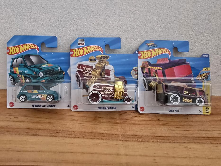 Hot Wheels - Treasure Hunts - Ler Descrição
