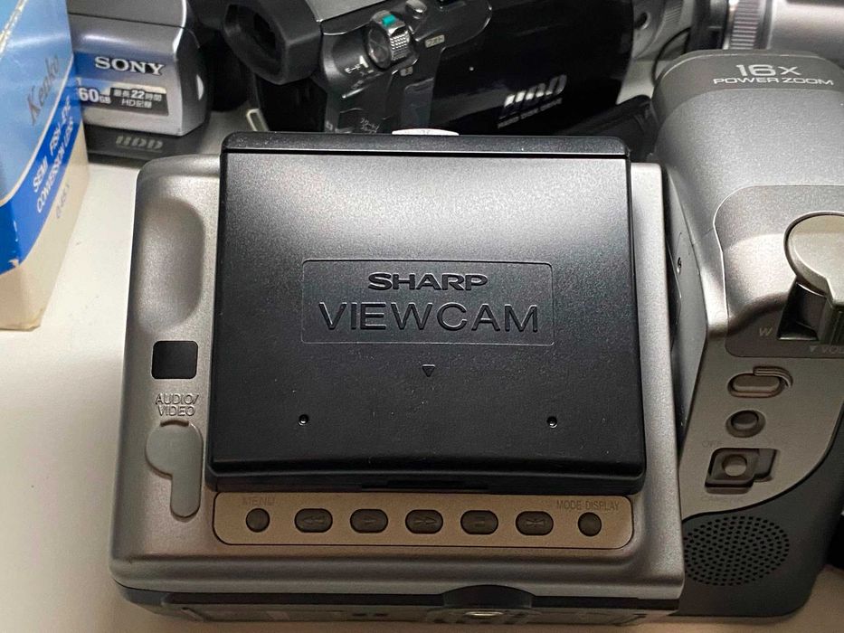 Kamera Sharp VL-E620S