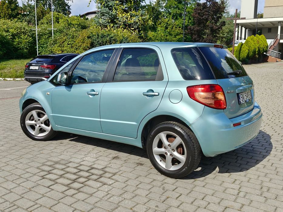Suzuki SX4