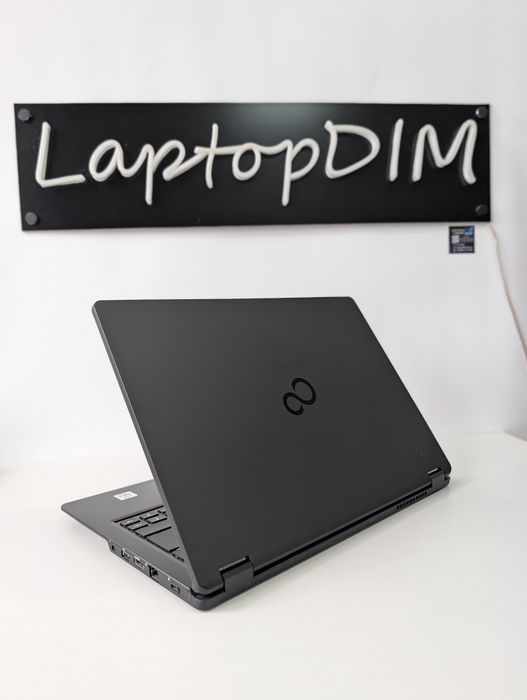 Ноутбук Fujitsu LIFEBOOK U7410/i5-10210U/8GB/256GB/FHD/14"/IPS/Стильний/Бюджетний