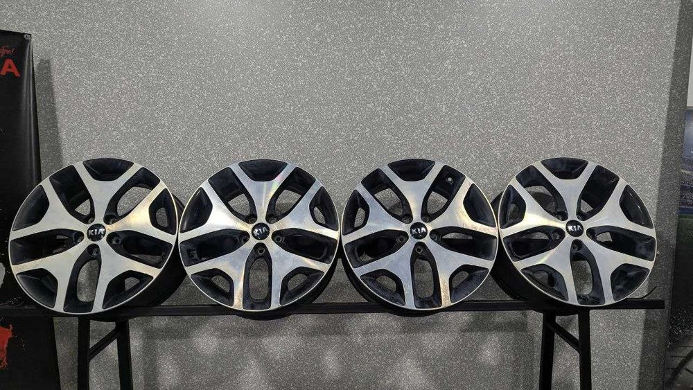 Диски Kia Sorento/Sportage 5/114.3 R19 7.5J ET50.5 dia67.1mm