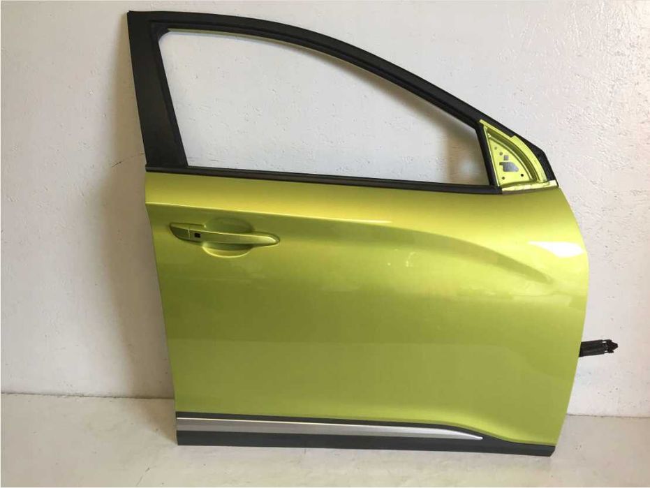 Двері Hyundai Kona передні або задні праві ліві разборка