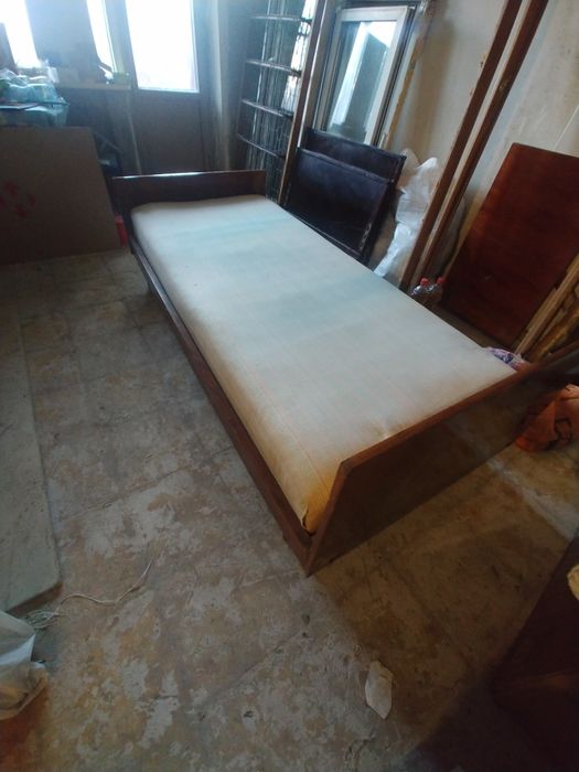 Кровати односпальные