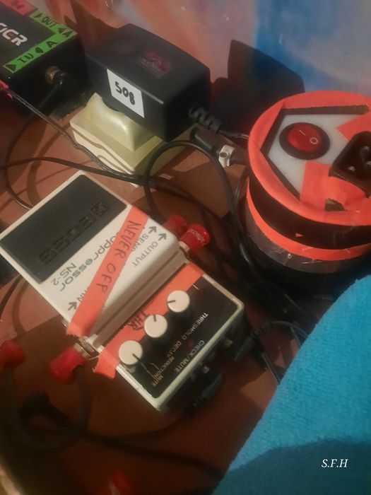 Vendo NS2 e Jim Dunlop Dcbrick