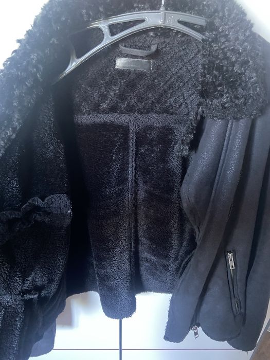 Czarne Futerko Kożuszek Sinsay M Viral Coquette Jesień Zima Hit