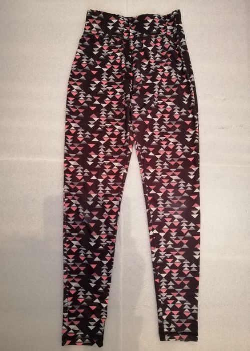 Legginsy, spodnie sportowe