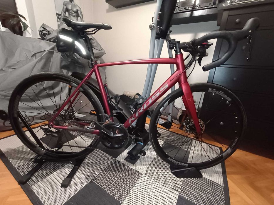 Rower szosowy Kross Vento 5.0 DSC Endurance Shimano 105 Rama M