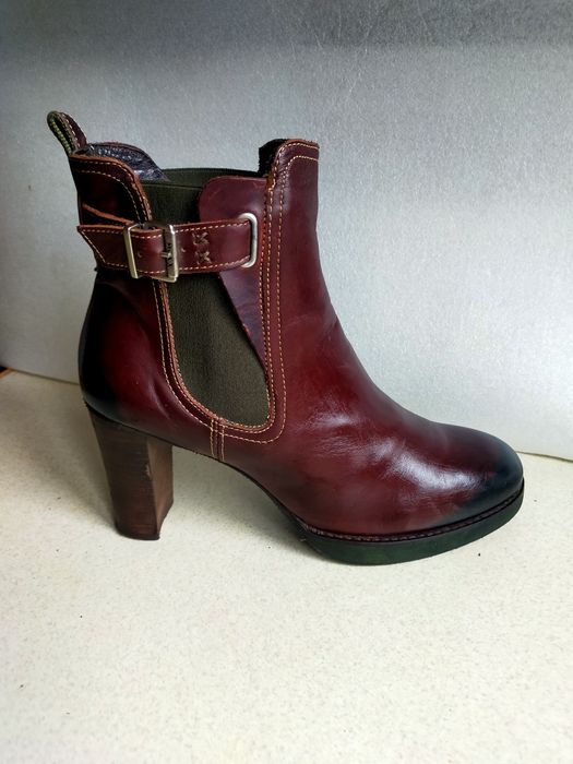 Buty zimowe Botki kozaki  skórzane MEXX 40