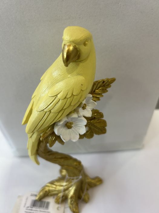 Estatueta Decorativa Papagaio / Catatua Amarela em Pedestal Dourado