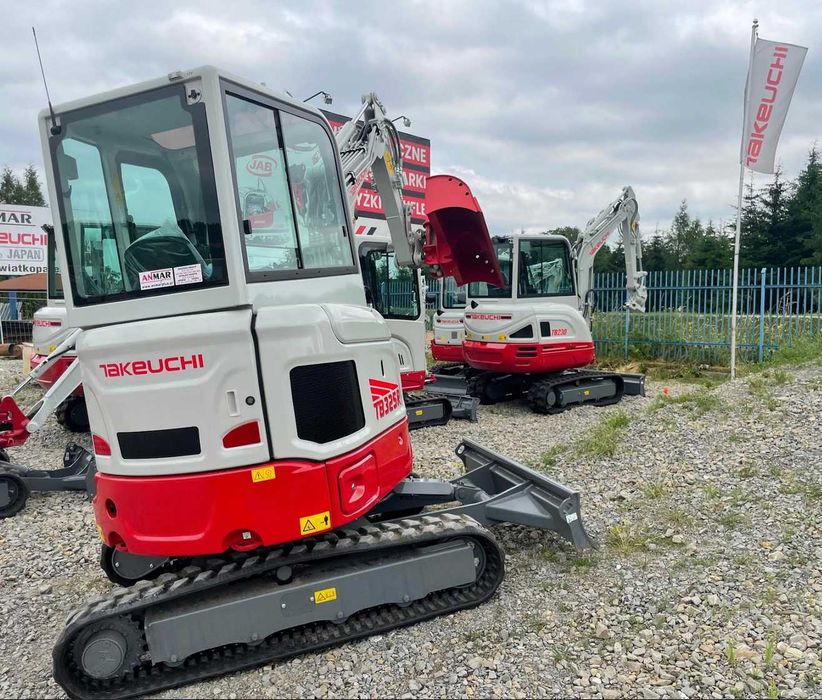 Nowa Takeuchi TB225 V3 Powertilt Rozsuwane podwozie 2,4t/TB325R