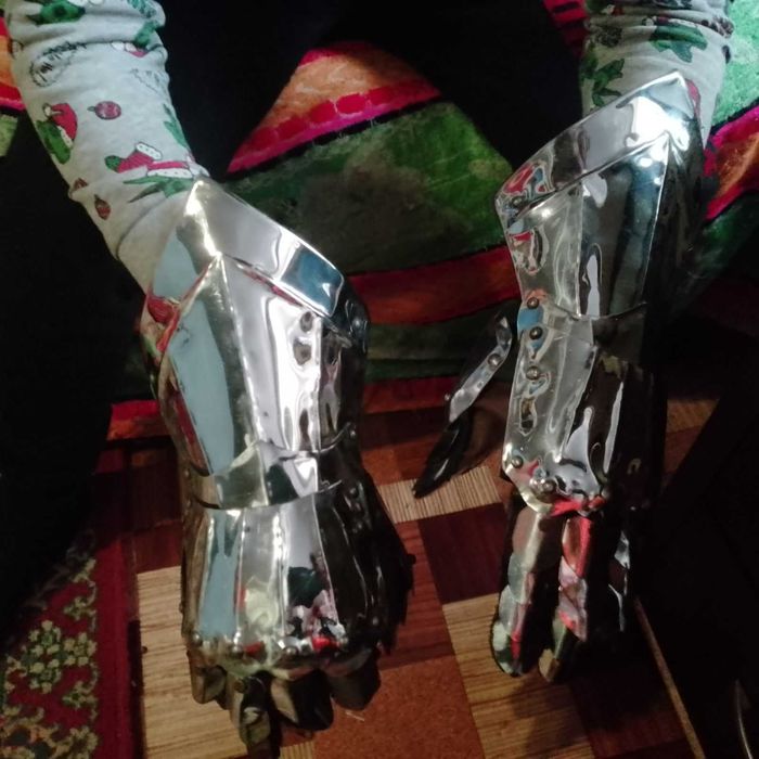 Перчатки рыцарские. Для сражений или декора.