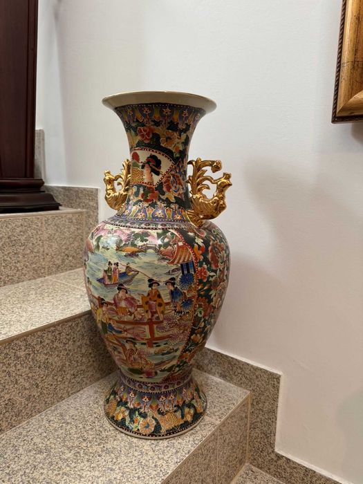 Vasos altos em porcelana