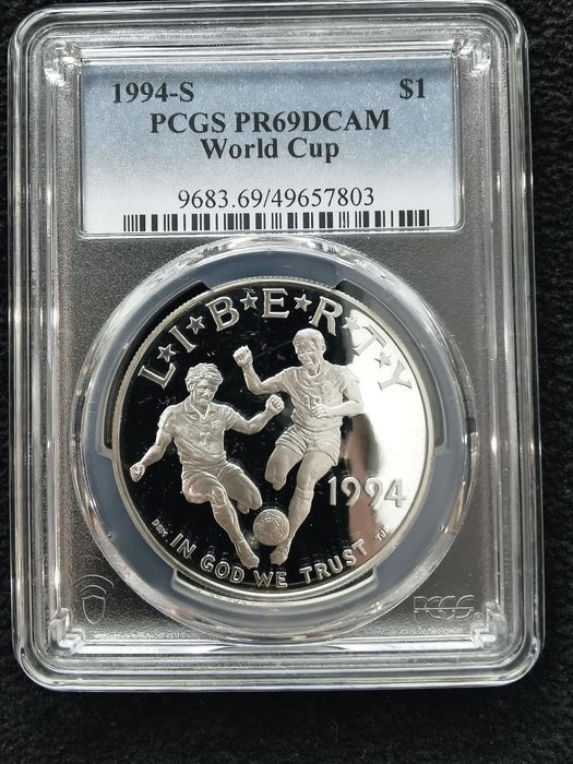 США 1 долар 1994р. Чемпіонат світу з футболу. СРІБЛО. СЛАБ.