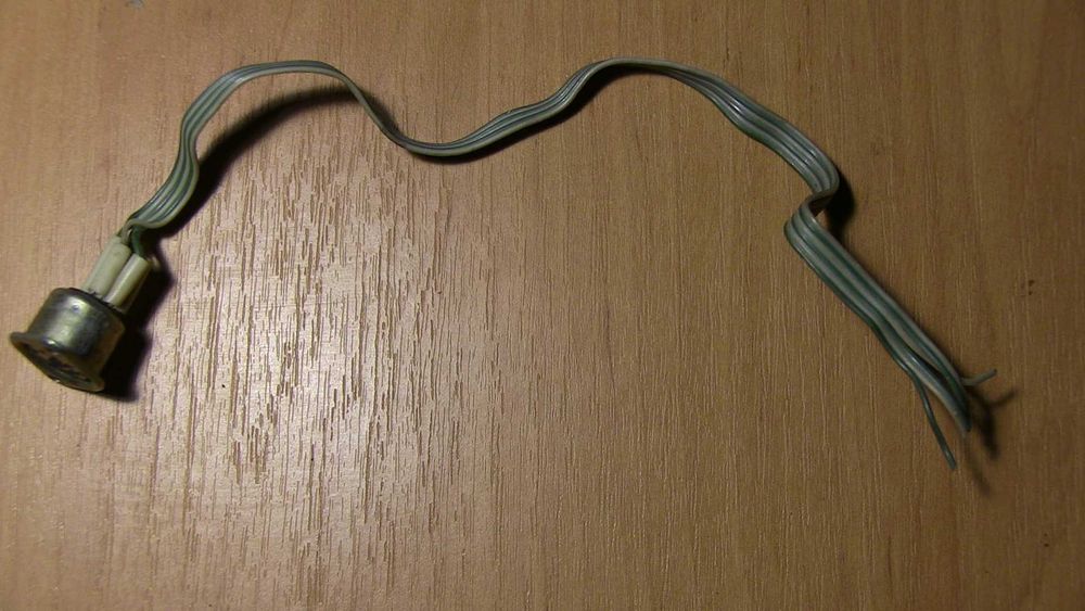 DIN5 гнездо с припаенным шлейфом 6 pin\проводков