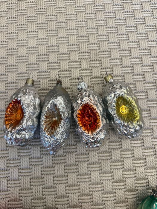 Скляні ялинкові прикраси. СССР