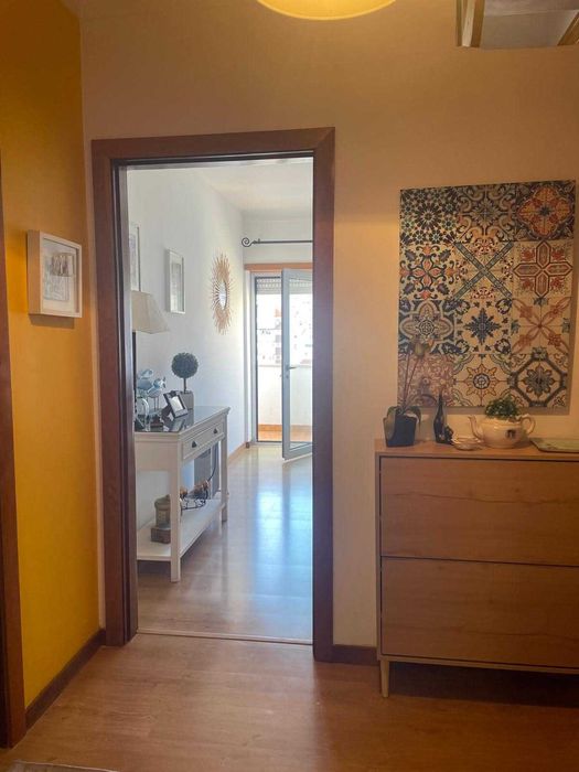 Quarto para arrendar em Coimbra no Bairro Norton de Matos, junto à rua do Brasil e á Estação do Metro