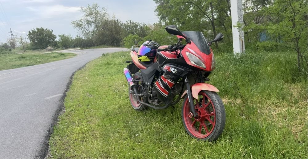 Мотоцикл    G-max Racer 125
