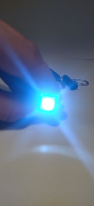 Металевий ліхтар фонарь брелок.