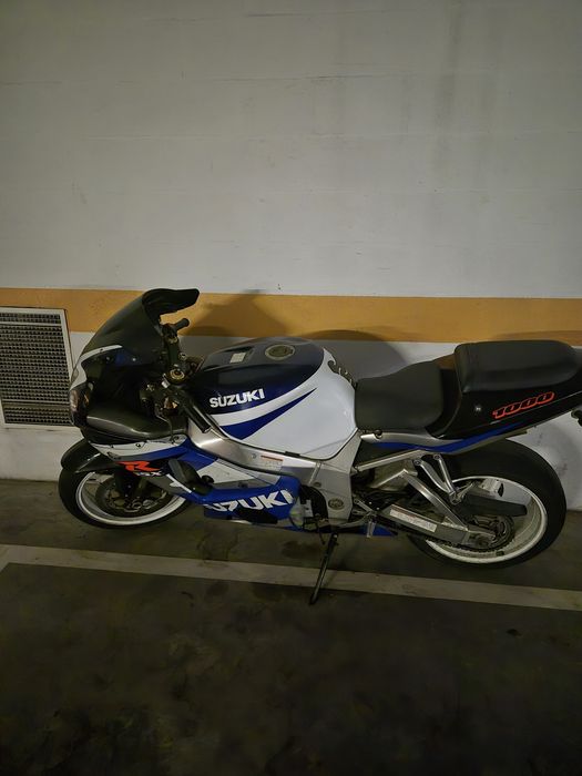 Vendo mota Gsxr1000 k3